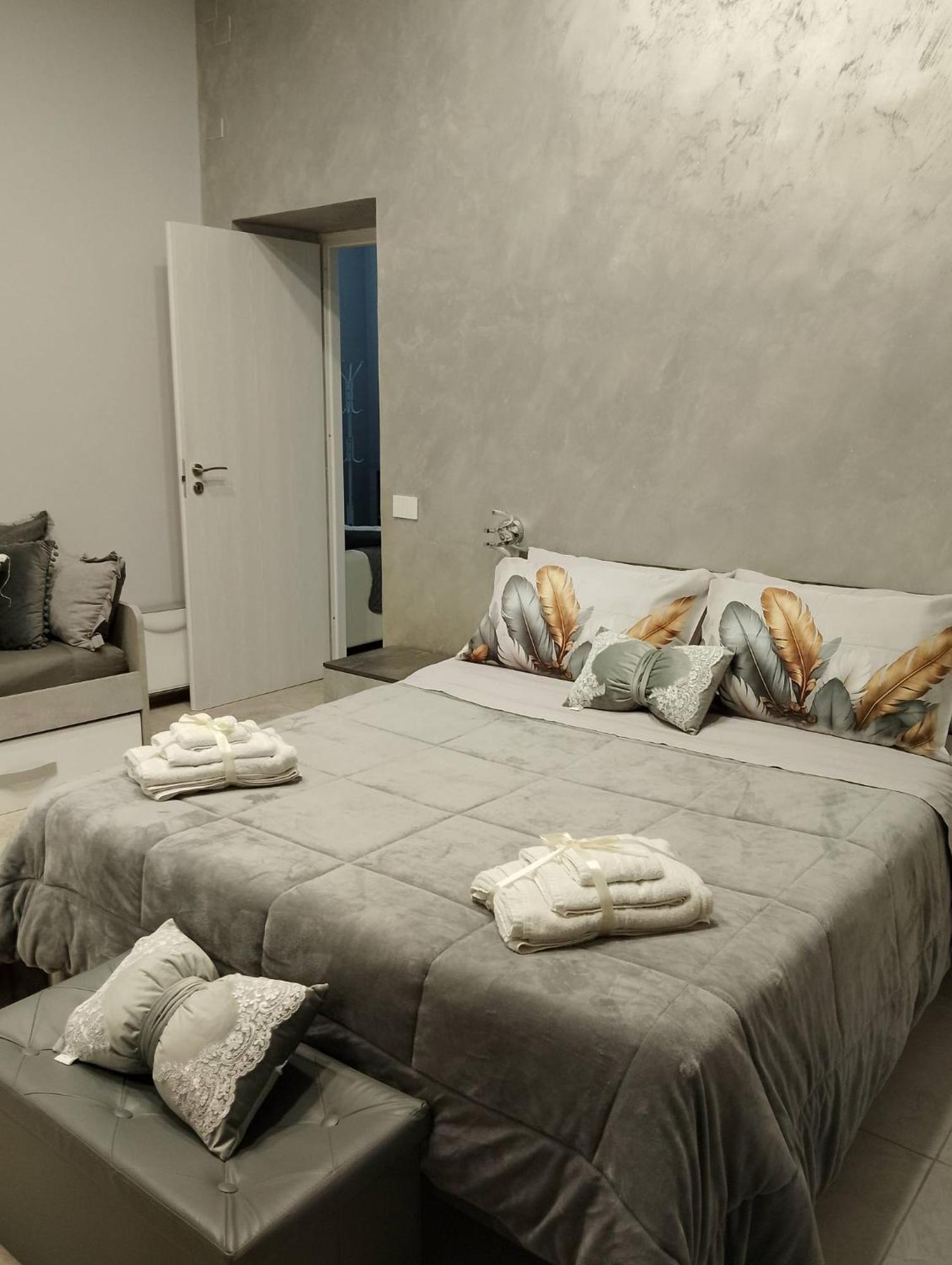 Ferienwohnung Mary House Napoli Centro Exterior foto