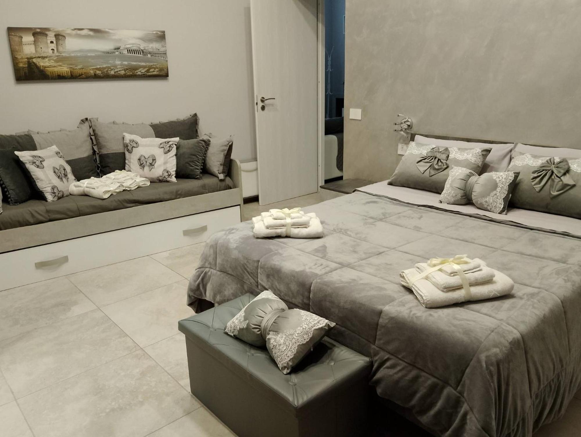 Ferienwohnung Mary House Napoli Centro Exterior foto